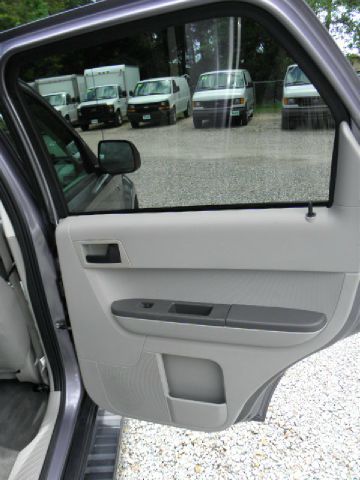 Ford Escape 2008 photo 33