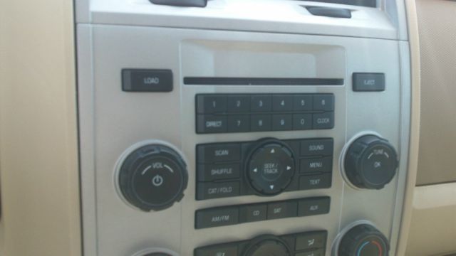 Ford Escape 2008 photo 1