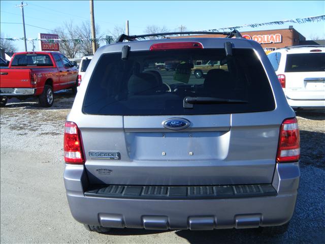 Ford Escape 2008 photo 2