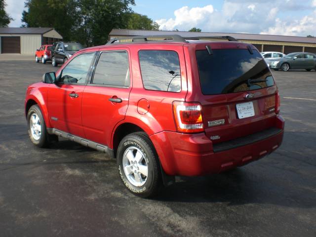 Ford Escape 2008 photo 2