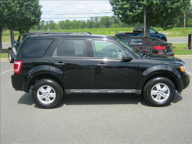 Ford Escape 2009 photo 2