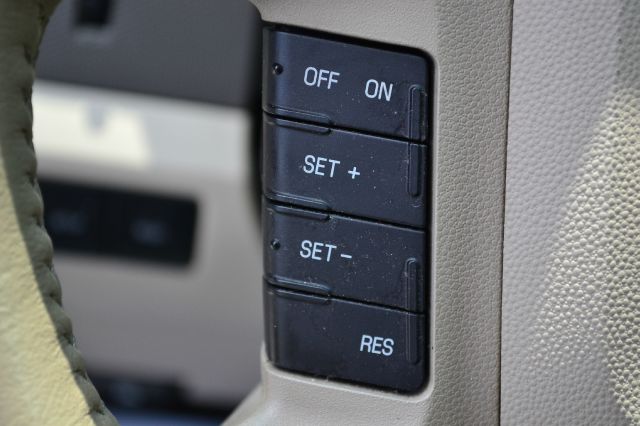 Ford Escape 2009 photo 16