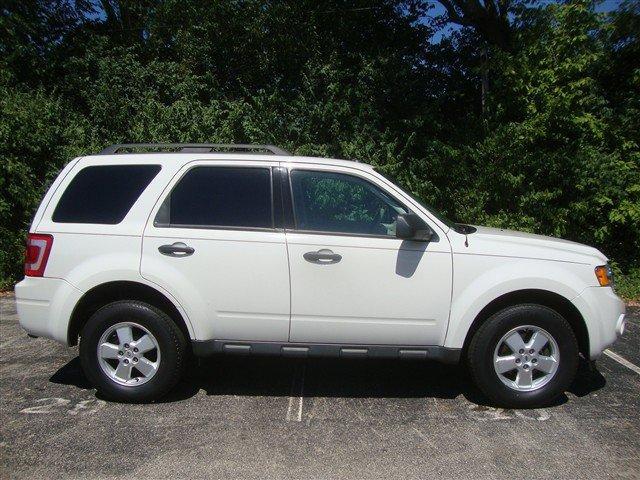 Ford Escape 2009 photo 1