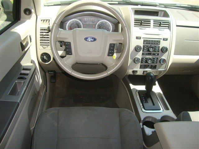 Ford Escape 2009 photo 4