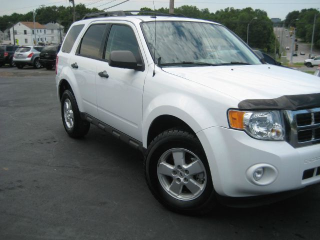 Ford Escape 2009 photo 3