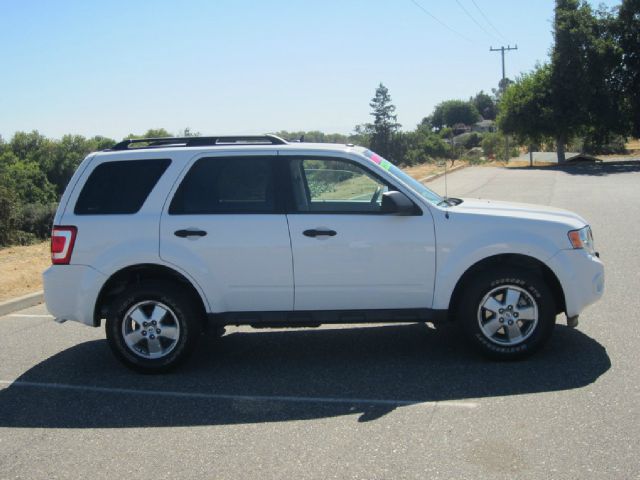 Ford Escape 2009 photo 3