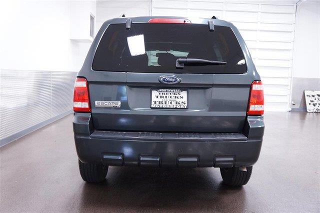 Ford Escape 2009 photo 18