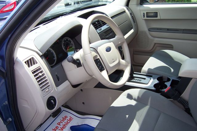 Ford Escape 2009 photo 13