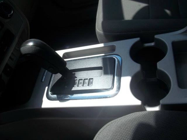 Ford Escape 2009 photo 11