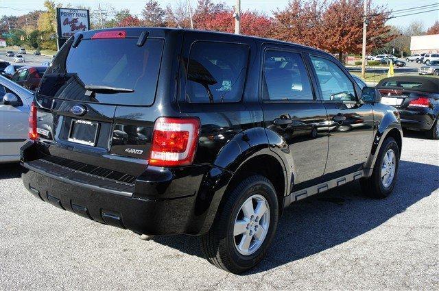 Ford Escape 2009 photo 2