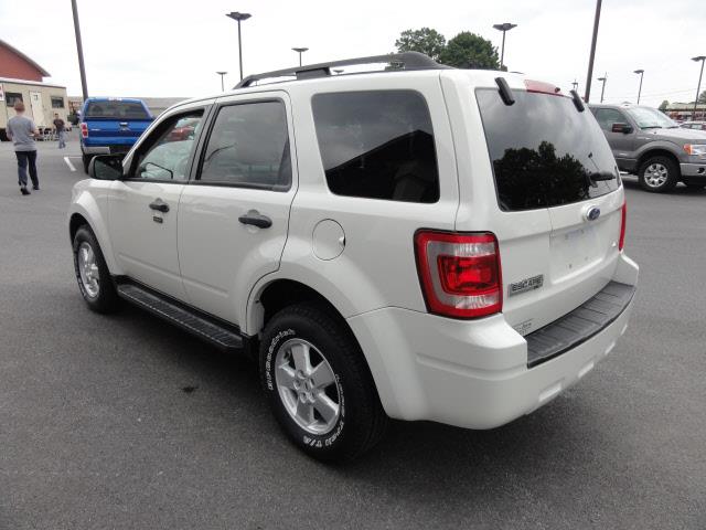 Ford Escape 2009 photo 1