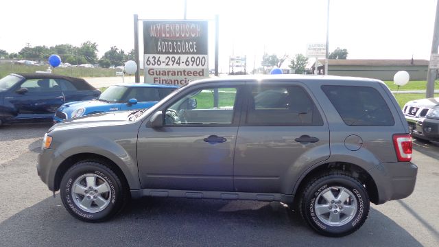 Ford Escape 2009 photo 3