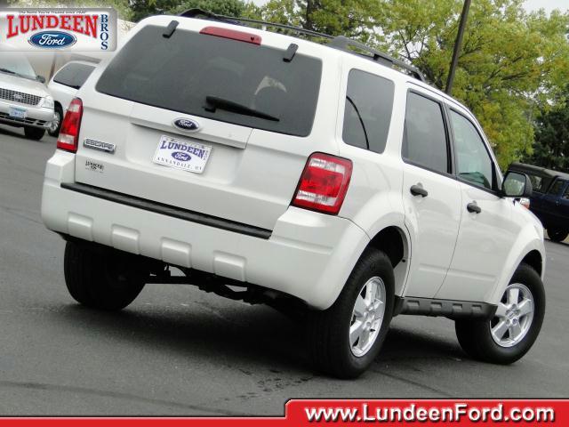 Ford Escape 2009 photo 2