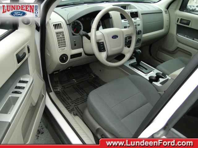 Ford Escape 2009 photo 4