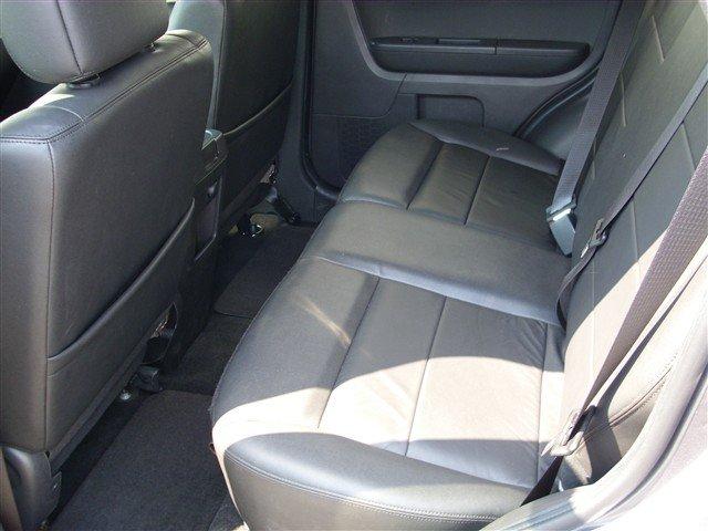 Ford Escape 2010 photo 3