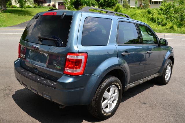 Ford Escape 2010 photo 17