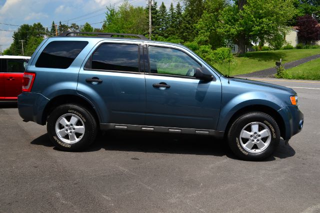 Ford Escape 2010 photo 19