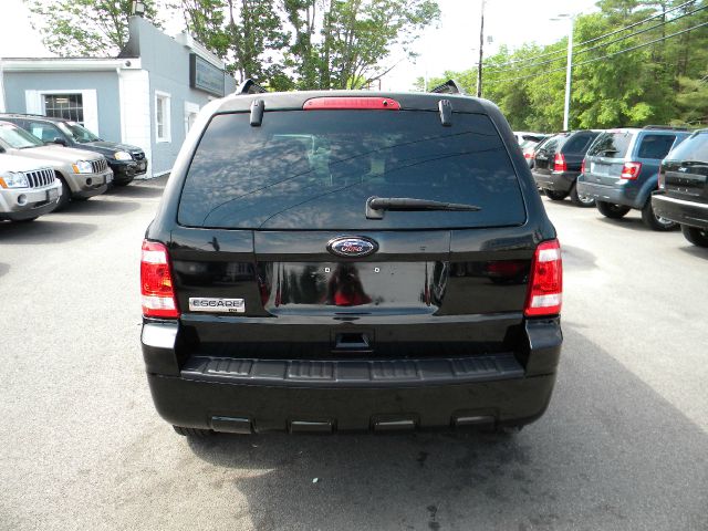 Ford Escape 2010 photo 2