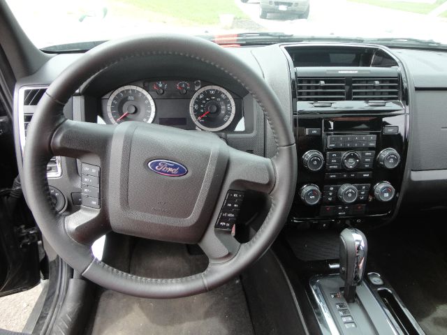 Ford Escape 2010 photo 6