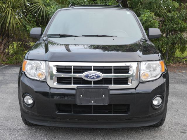 Ford Escape 2010 photo 1