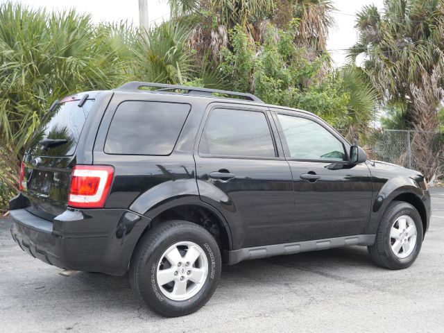 Ford Escape 2010 photo 3