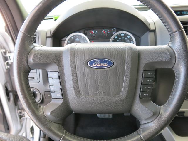 Ford Escape 2010 photo 13