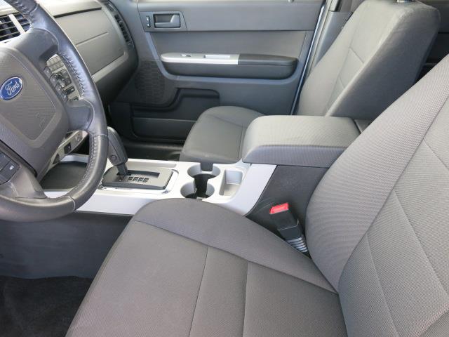 Ford Escape 2010 photo 15