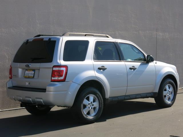 Ford Escape 2010 photo 9