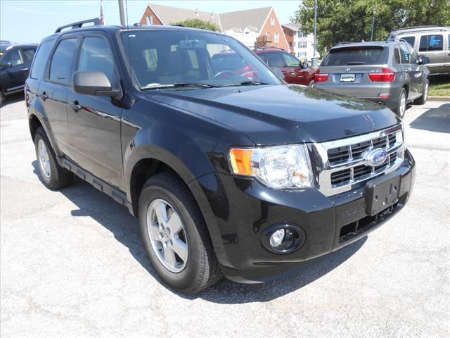 Ford Escape 2010 photo 2