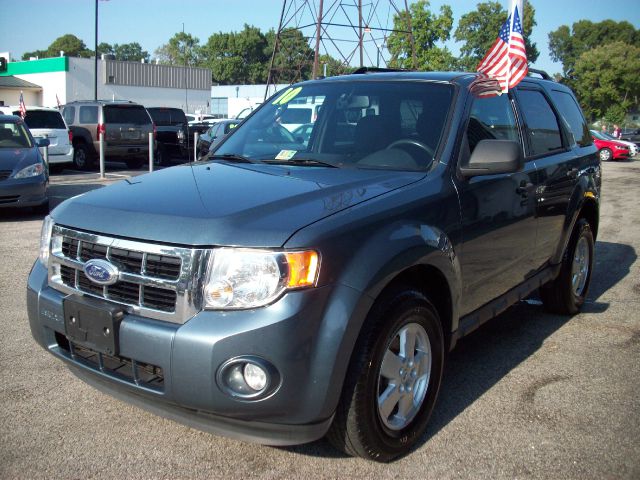 Ford Escape 2010 photo 1