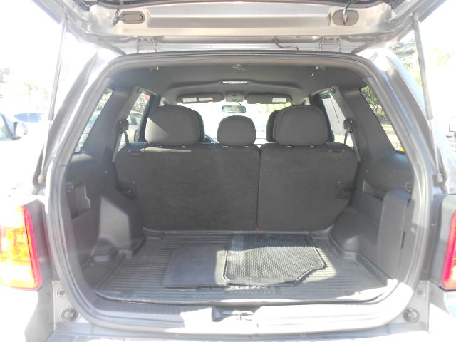 Ford Escape 2010 photo 6