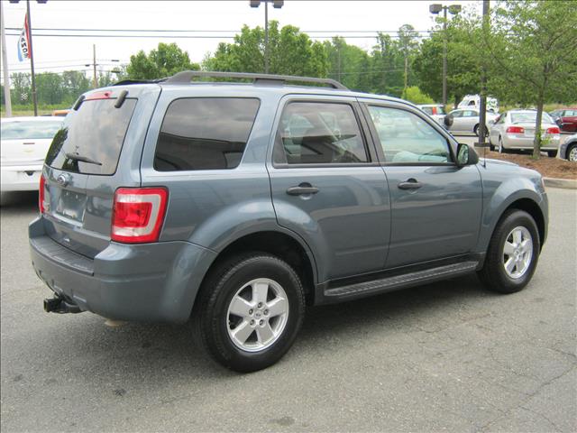 Ford Escape 2010 photo 12