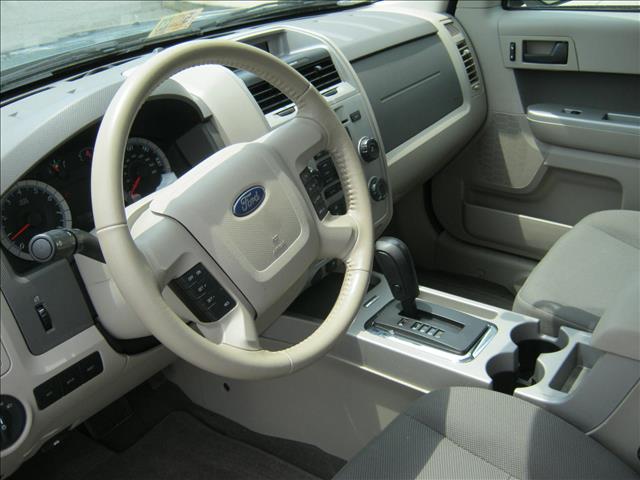 Ford Escape 2010 photo 9