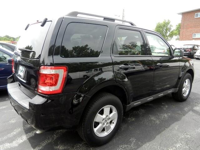 Ford Escape 2010 photo 3