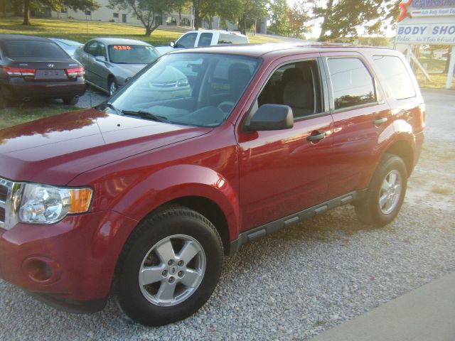 Ford Escape 4DR 4WD BASE AT SUV