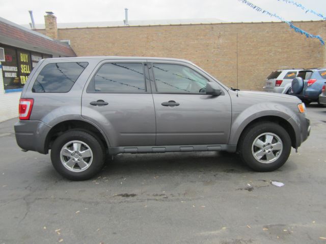 Ford Escape 2010 photo 2