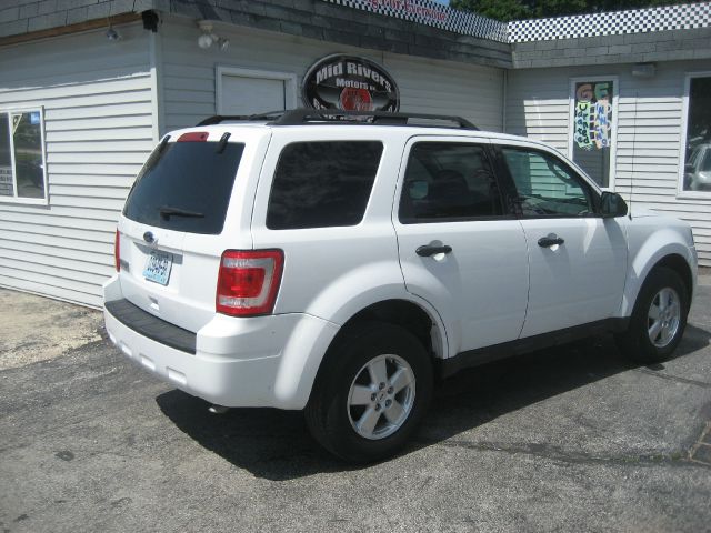 Ford Escape 2010 photo 3