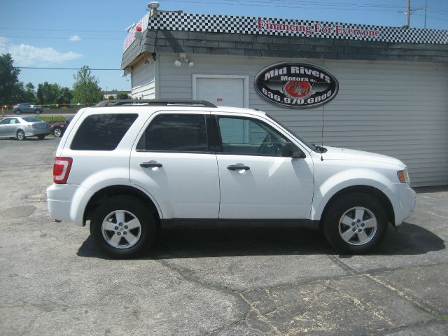 Ford Escape 2010 photo 4