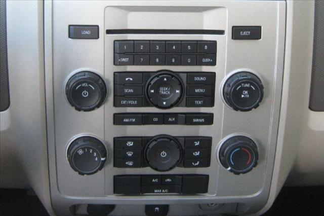 Ford Escape 2010 photo 4