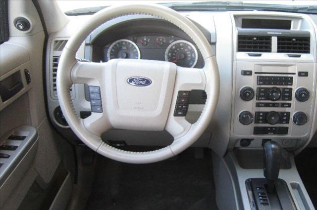 Ford Escape 2010 photo 7