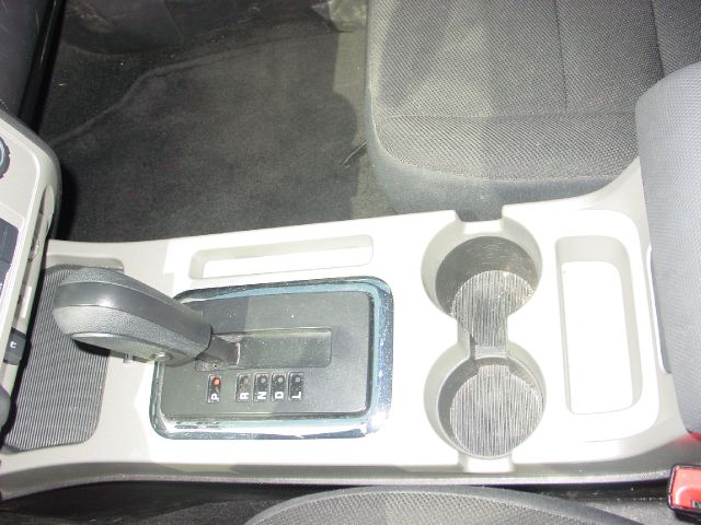 Ford Escape 2010 photo 5