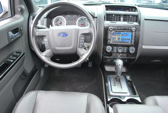 Ford Escape 2010 photo 8