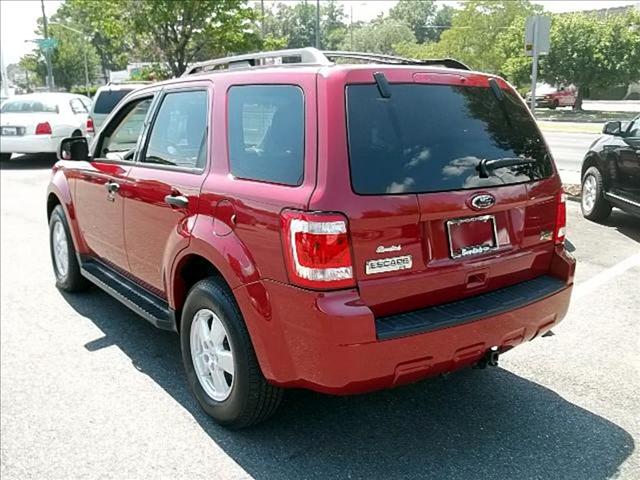 Ford Escape 2010 photo 1