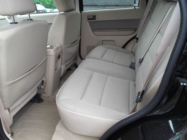 Ford Escape 2010 photo 4