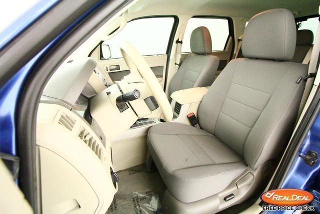 Ford Escape 2010 photo 4