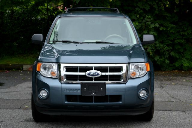 Ford Escape 2010 photo 1