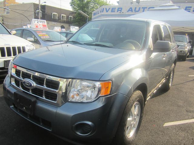 Ford Escape 2010 photo 3