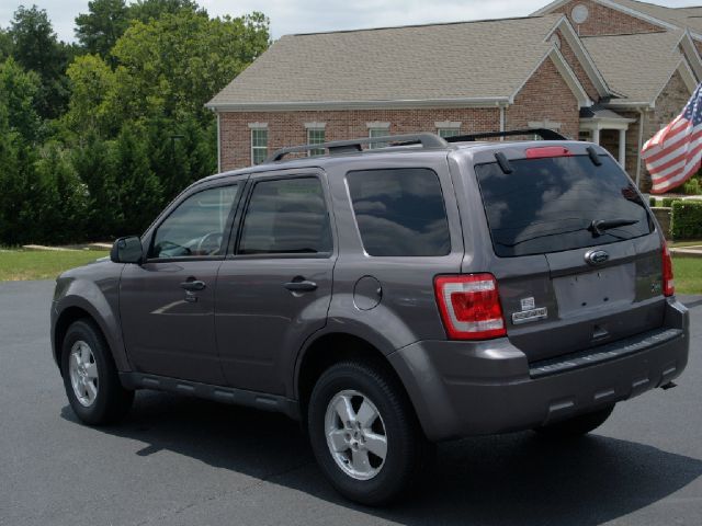 Ford Escape 2010 photo 2