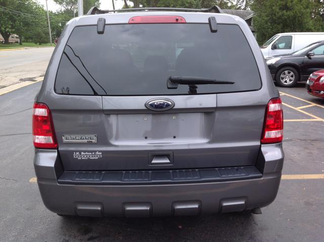 Ford Escape 2010 photo 24