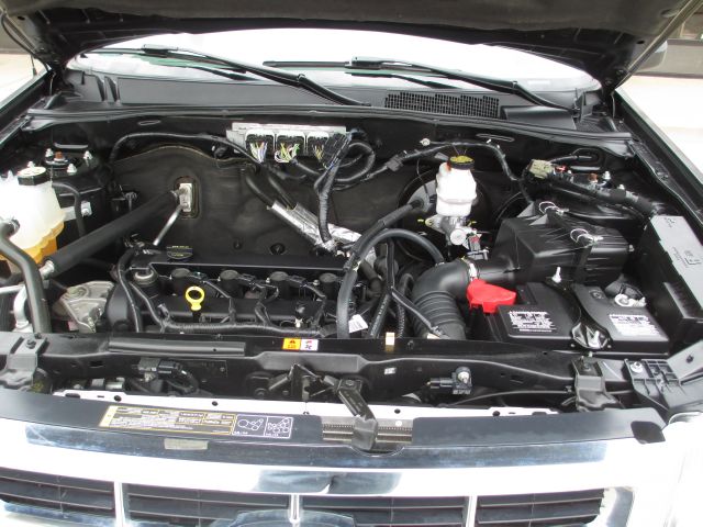 Ford Escape 2010 photo 4